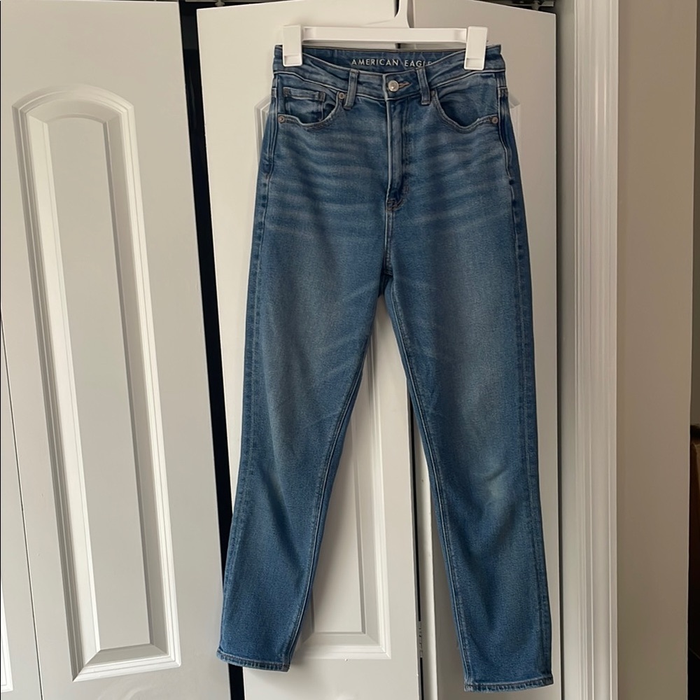 American Eagle Outfitters Stretch Blue Mom Jeans